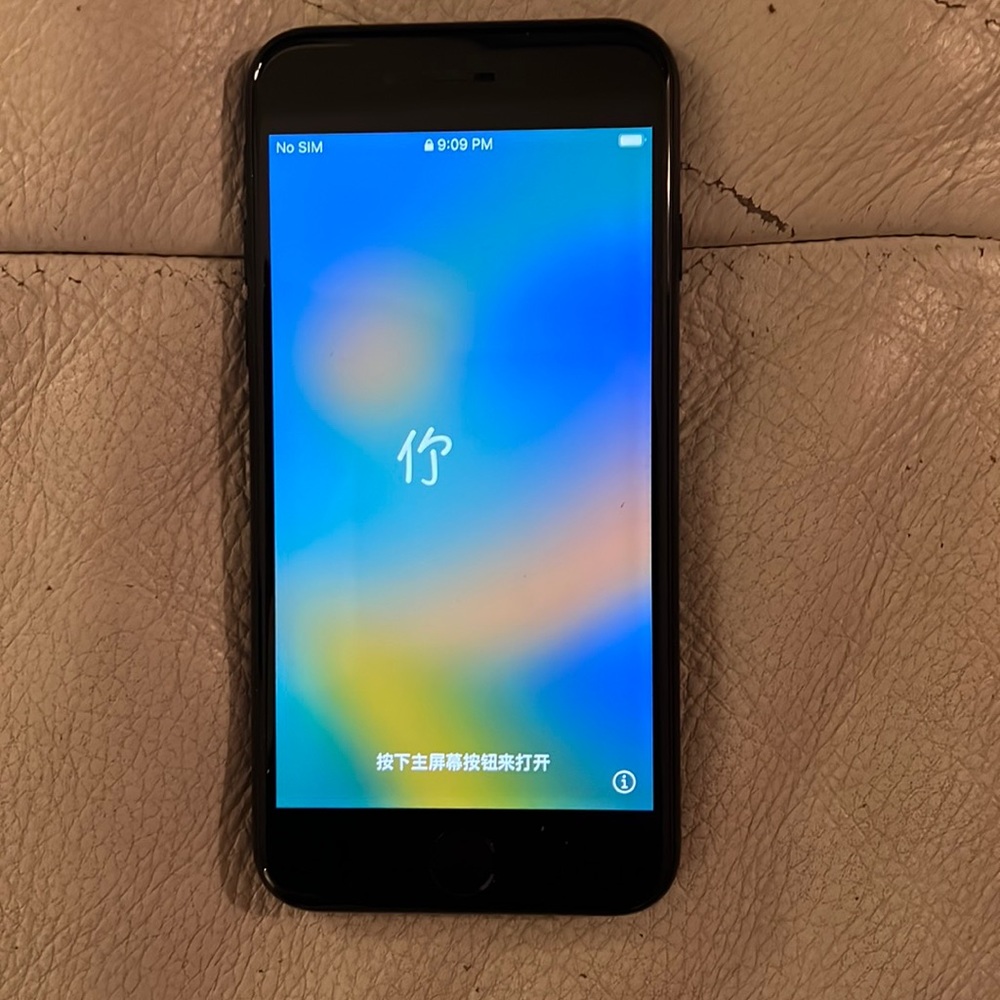 As new iPhone SE 3 Unlocked